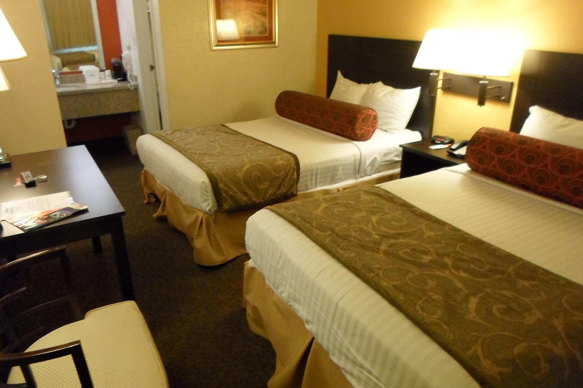 Howard Johnson By Wyndham Las Vegas Near The Strip Εξωτερικό φωτογραφία