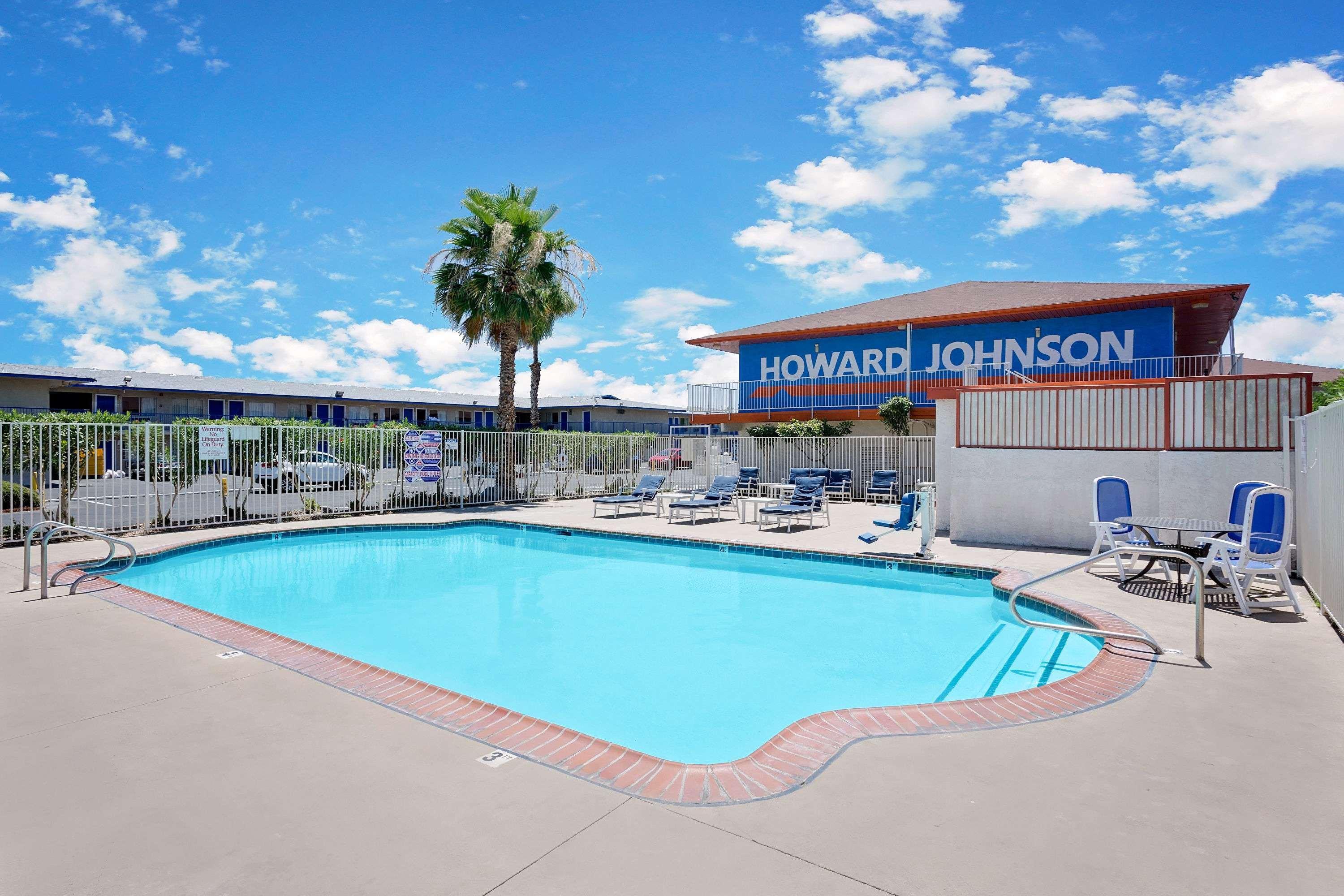 Howard Johnson By Wyndham Las Vegas Near The Strip Εξωτερικό φωτογραφία