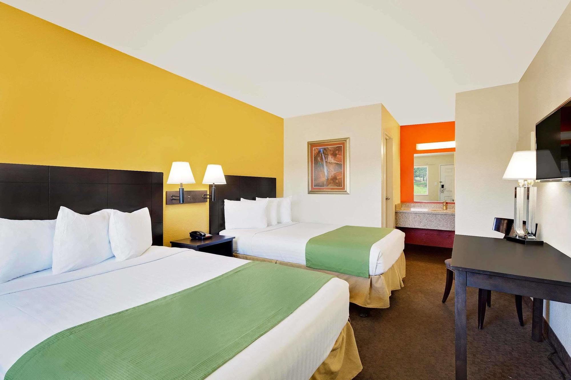 Howard Johnson By Wyndham Las Vegas Near The Strip Εξωτερικό φωτογραφία