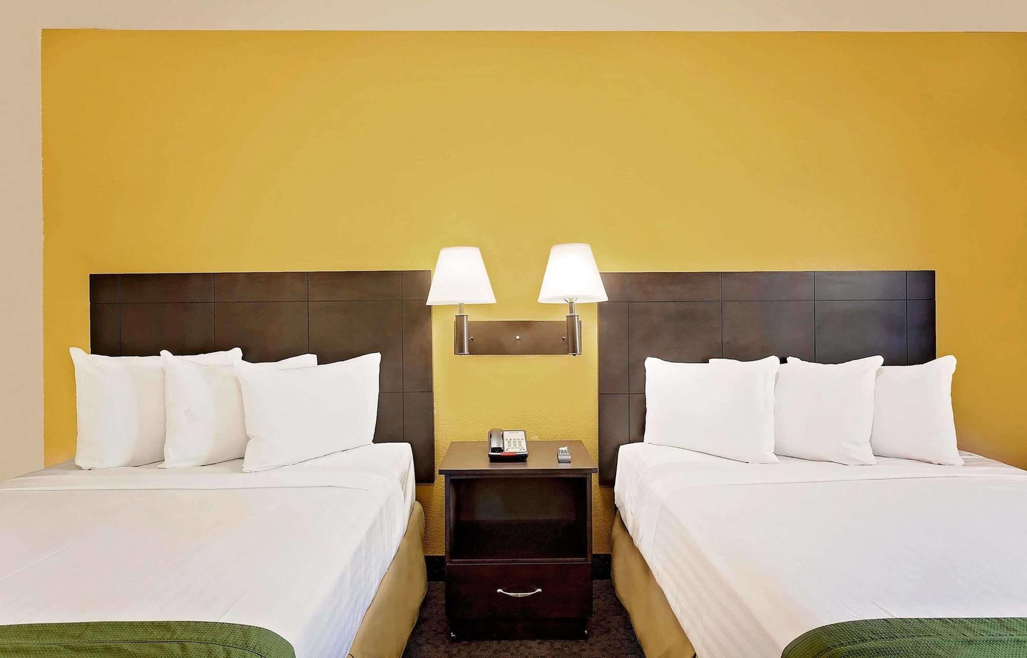 Howard Johnson By Wyndham Las Vegas Near The Strip Εξωτερικό φωτογραφία